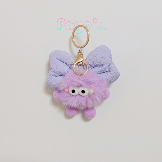 ふわふわモンスターキーホルダー（ピンクイヤー）