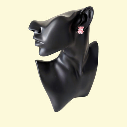 パールベアチャームピアス（ピンク）